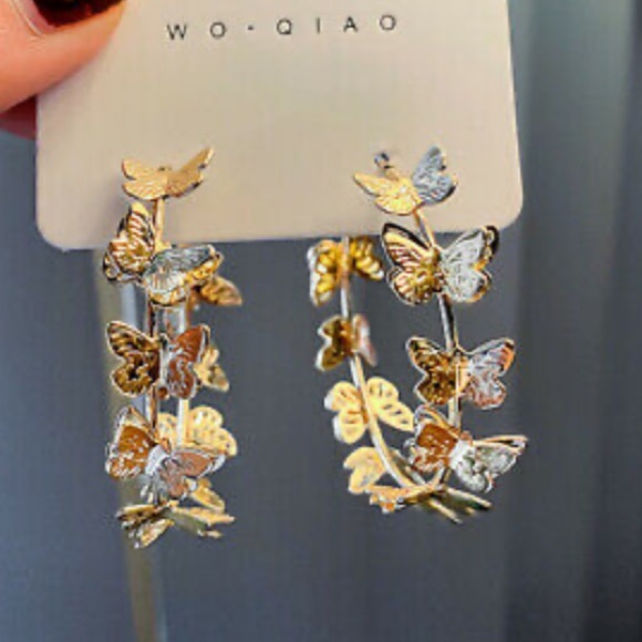 NEW 18k gold plated butterflies ๐ฆ Earrings - Picture 6 of 9